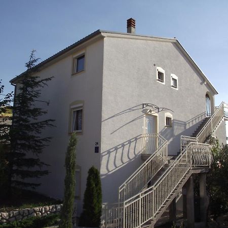 Apartments With A Parking Space Novi Vinodolski - 15823 外观 照片
